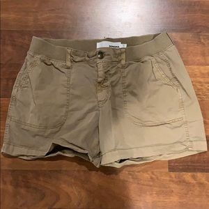 Soft khaki shorts